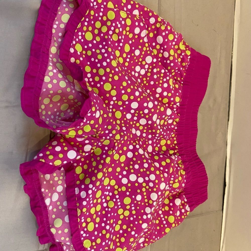 Columbia Xs 6/6x athletic shorts pink‎